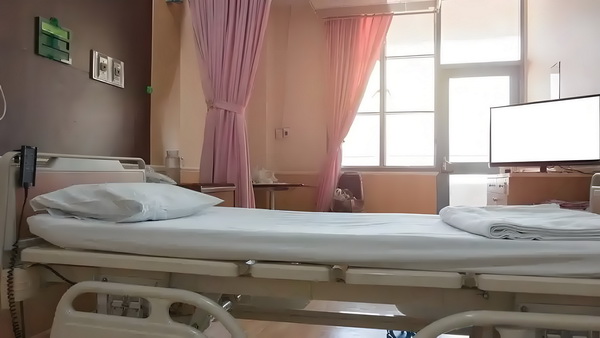 穿越：妖魅殿下极品丫头