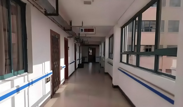 落凡尘说
